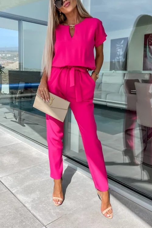R&B | Eleganter Keyhole Jumpsuit mit Gürtel für Damen