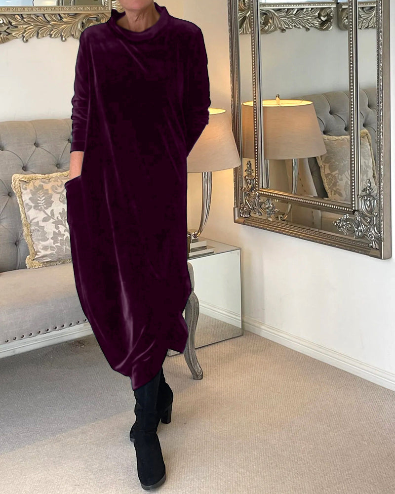 Bequemes Samtkleid mit Taschen