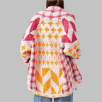 R&B | weiche Jacke mit modernen geometrischen Mustern