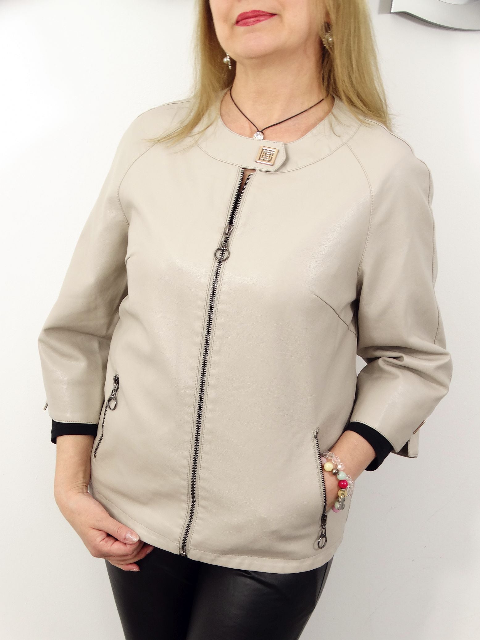 R&B | Schicke Kunstlederjacke