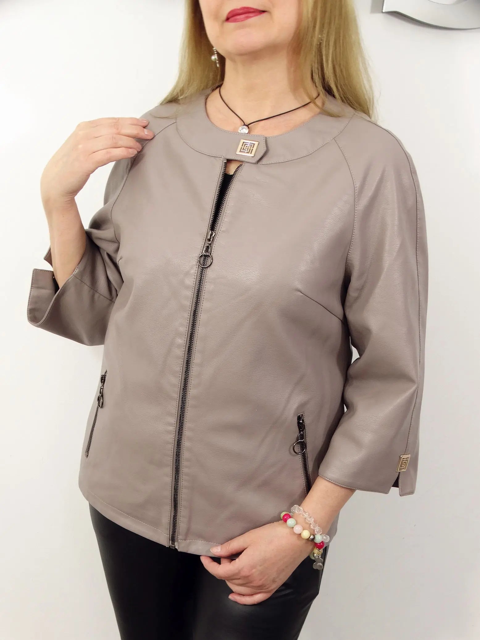 R&B | Schicke Kunstlederjacke