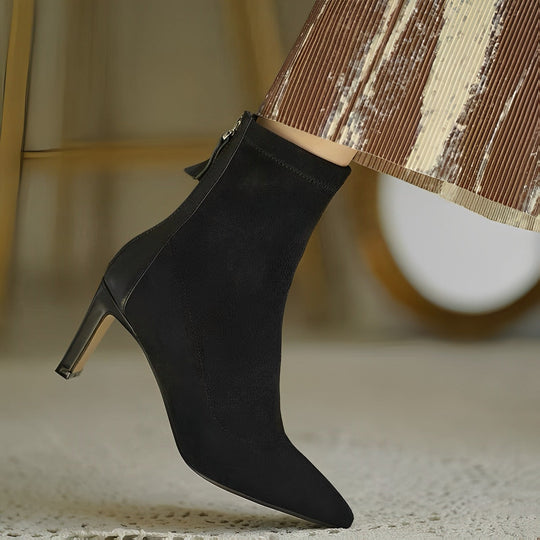 Freja Stilvolle Spitzstiefel mit Hohem Absatz und Reißverschluss R&B