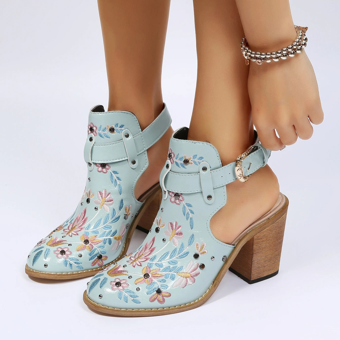 Stiefelsandalen mit großem Absatz R&B