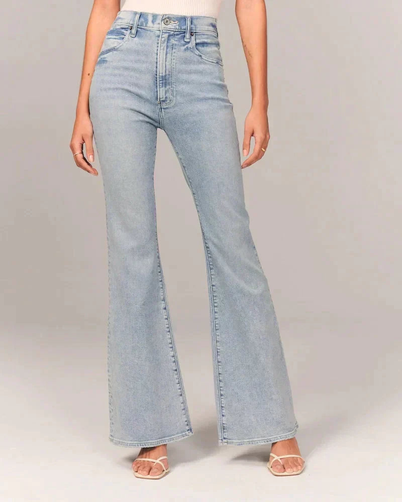 EB - Figurformende Bootcut-Jeans
