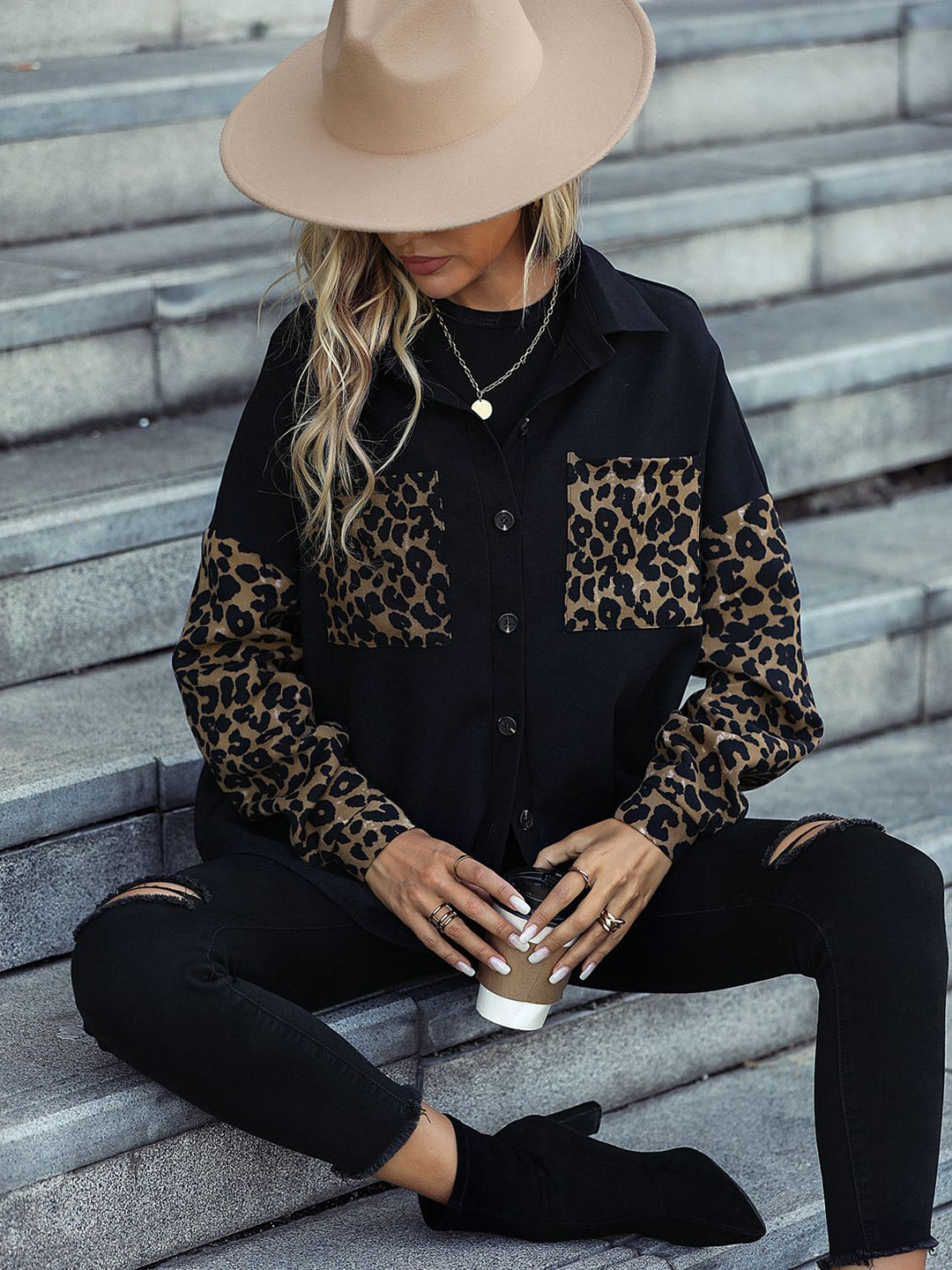 R&B | Leopard Print Knopf-abgesetzte Schulterjacke