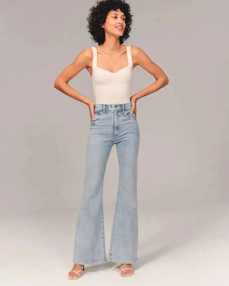 R&B - Figurformende Bootcut-Jeans