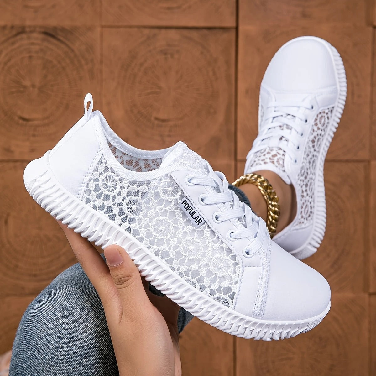 Sneakers mit floraler Spitze und atmungsaktivem Mesh-Futter R&B R&B