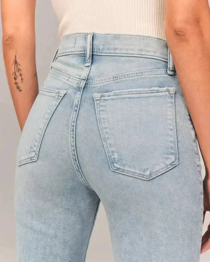 R&B | Bootcut Jeans mit Shaping-Effekt
