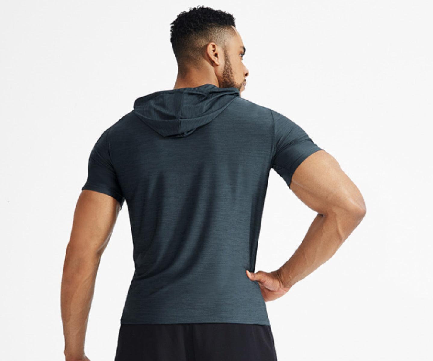 R&B | Sport-Kapuzenpullover mit halben Ärmeln