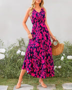 R&B | Kleid mit V-Ausschnitt und elastischer Taille