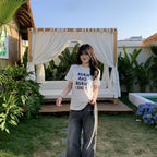 Damen Kurzarm T-Shirt mit Buchstaben Print Slim Fit Weiß