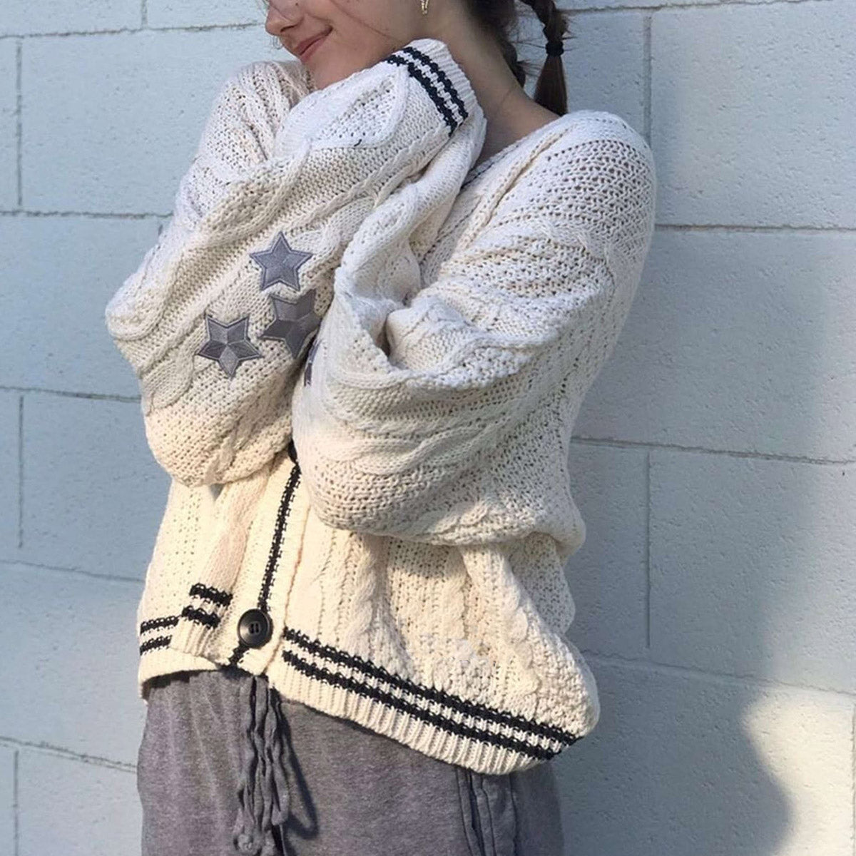 R&B | Bestickter Weinlese Pullover