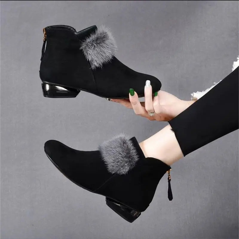 Gefütterte Stiefeletten mit rutschfester Sohle R&B R&B