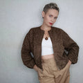 R&B | Bomberjacke mit Wildlederstruktur und Stickerei