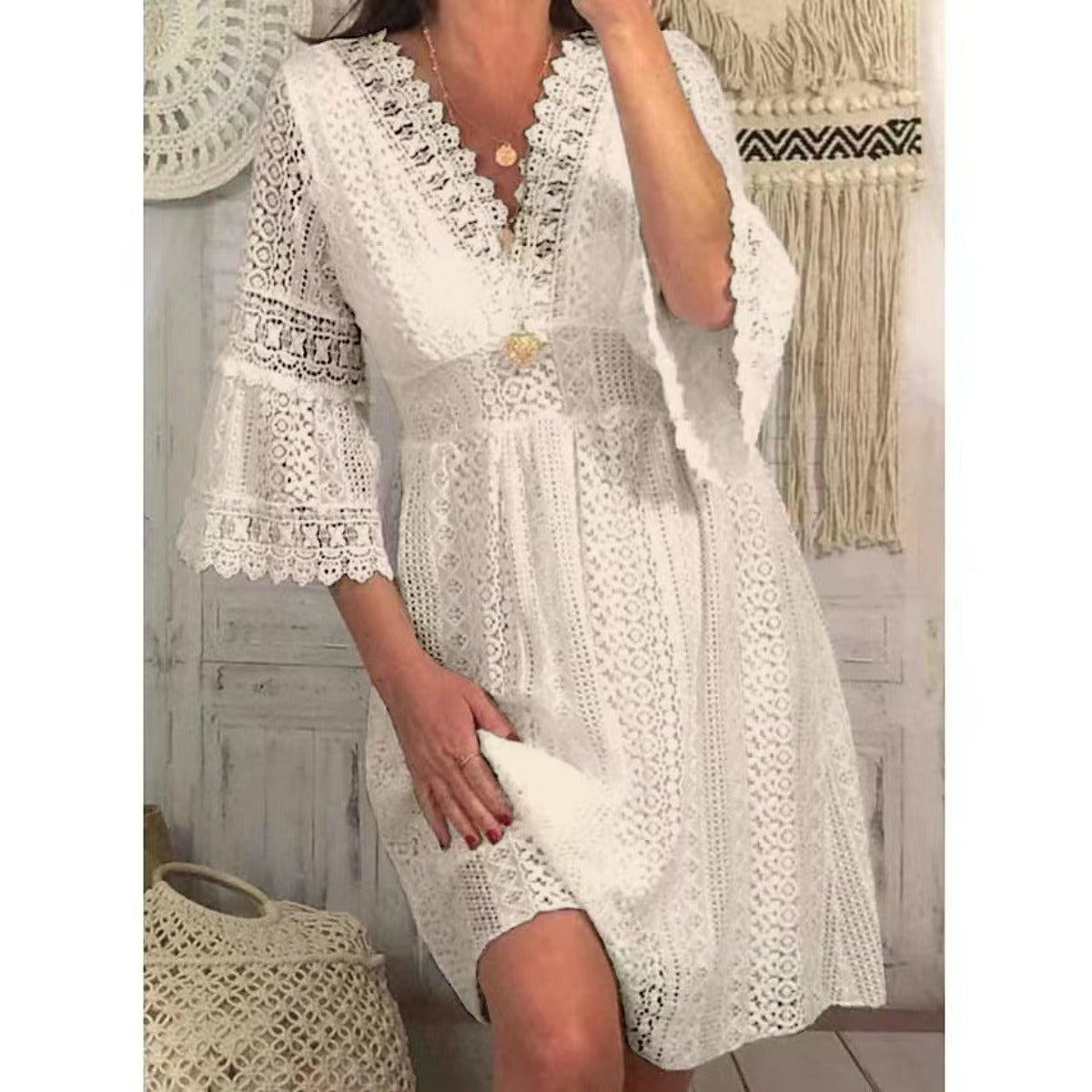 R&B | V-Ausschnitt hohle Spitze Horn Ärmel Kleid Rock