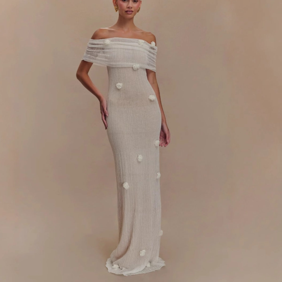 R&B | Kleid mit Blumenschulter