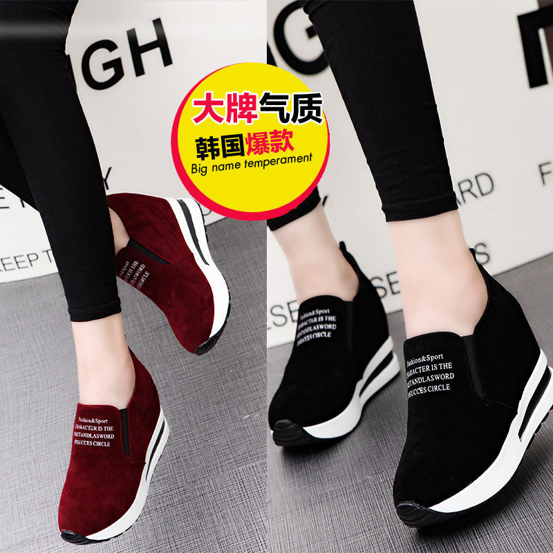 Damen Wedge-Sneaker mit elegantem Obermaterial und komfortabler Sohle R&B