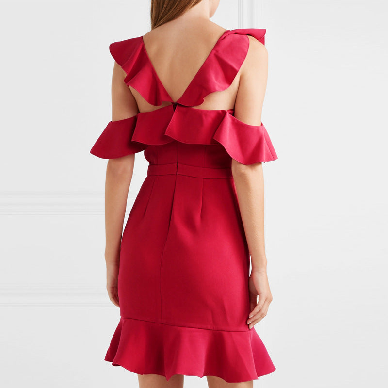Damen Kleid mit schulterfreiem Rüschendesign und figurbetontem Schnitt R&B