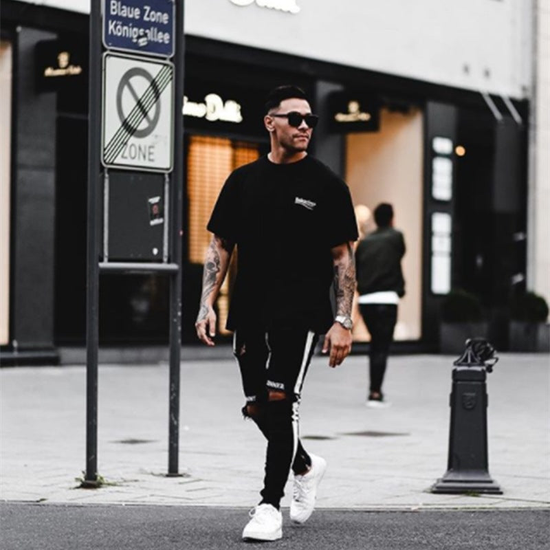 Herren lässige Skinny Jeans mit auffälligem Used-Effekt und trendigem Streifen R&B