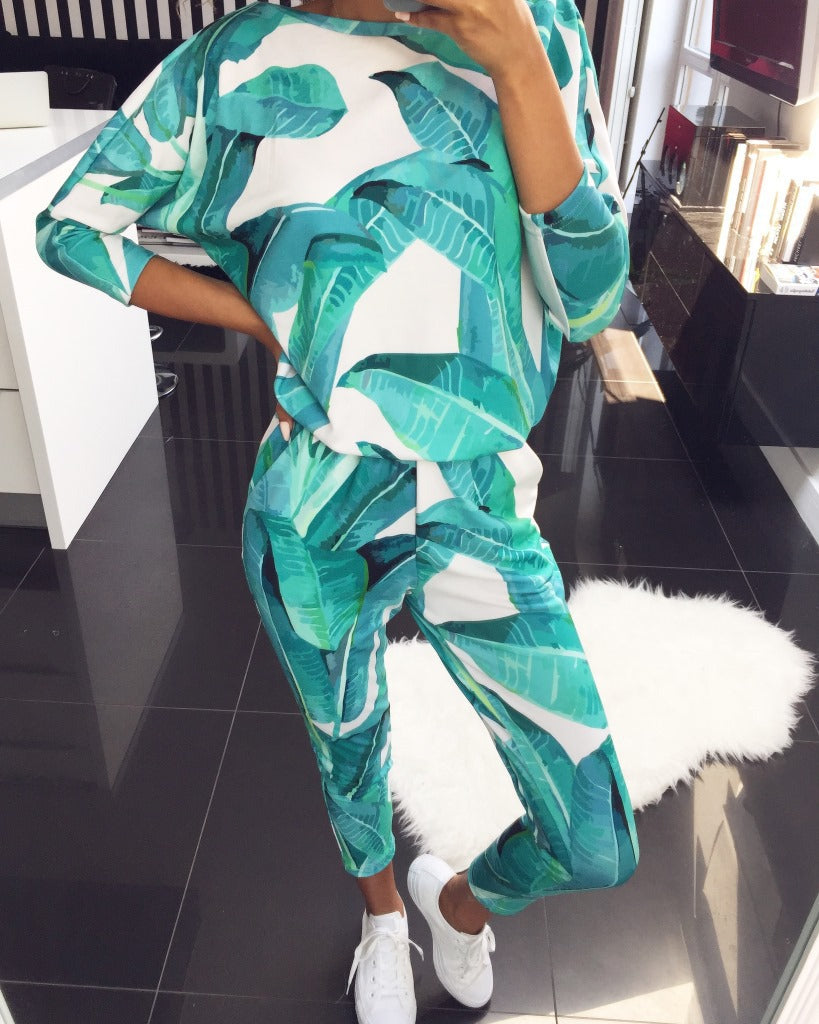 Damen Freizeitanzug mit floralem Print und praktischen Taschen R&B