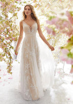 Damen Elegantes Tüll Abendkleid mit floralem Design und transparenter Oberfläche R&B