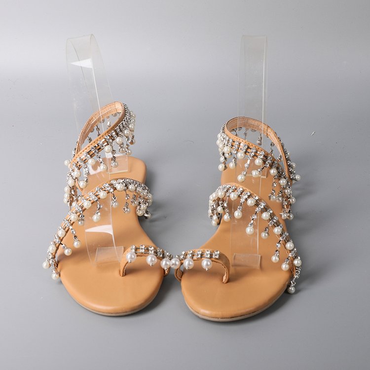 Damen nan opulente Perlen-Riemchensandalette mit hängender Schmuckborte, filigraner Zehenlasche und gepolstertem Komfortfußbett R&B