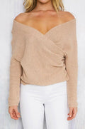 Damen Strickpullover mit Off-Shoulder-Design und eleganter Wickeloptik