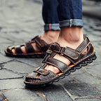 Herren Bequeme Ledersandalen mit verstellbarem Riemen und rutschfester Sohle R&B