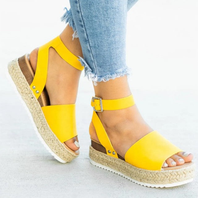 Damen Wedge-Sandalen mit verstellbarem Riemen und komfortablem Fußbett R&B