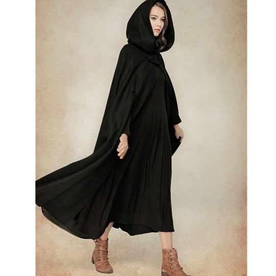 Damen eleganter Umhang mit Kapuze aus hochwertigem Stoff R&B