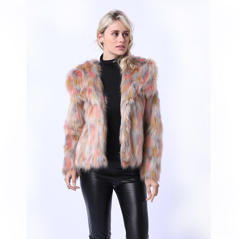 Damen Kunstpelzjacke mit lebhaftem Farbverlauf und elegantem Schnitt R&B