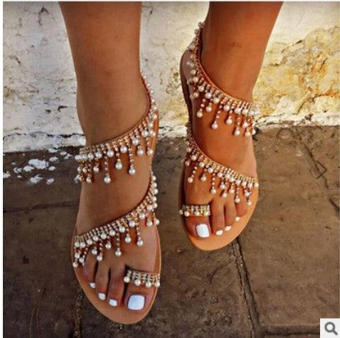 Damen nan opulente Perlen-Riemchensandalette mit hängender Schmuckborte, filigraner Zehenlasche und gepolstertem Komfortfußbett R&B