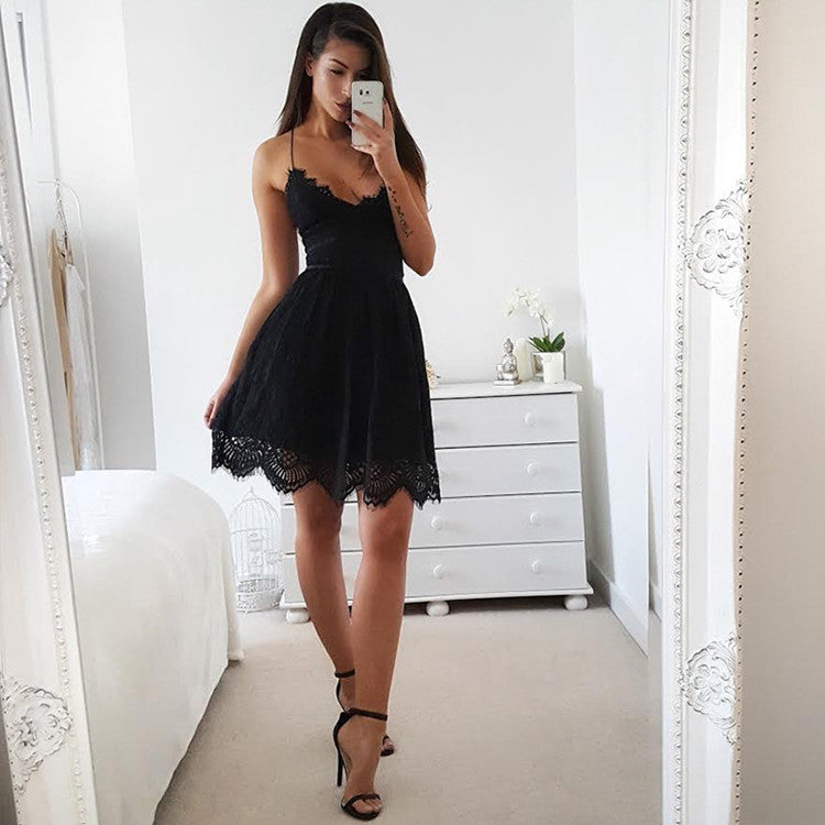 Damen Spitzenkleid mit verführerischem V-Ausschnitt und elegantem Spitzenbordüre R&B