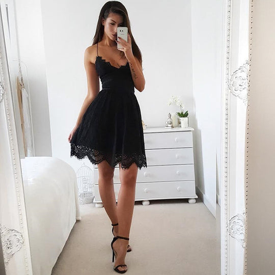 Damen Spitzenkleid mit verführerischem V-Ausschnitt und elegantem Spitzenbordüre R&B
