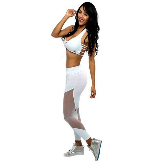 Damen Sportliches Outfit mit einzigartigem Cut-Out Design R&B