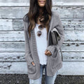 Damen Strickjacke mit tiefem V-Ausschnitt und praktischen Taschen