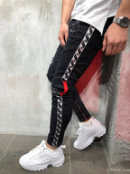 Herren modische Ripped Jeans mit kontrastierenden seitlichen Streifen und detailverliR&Bten Designelementen R&B
