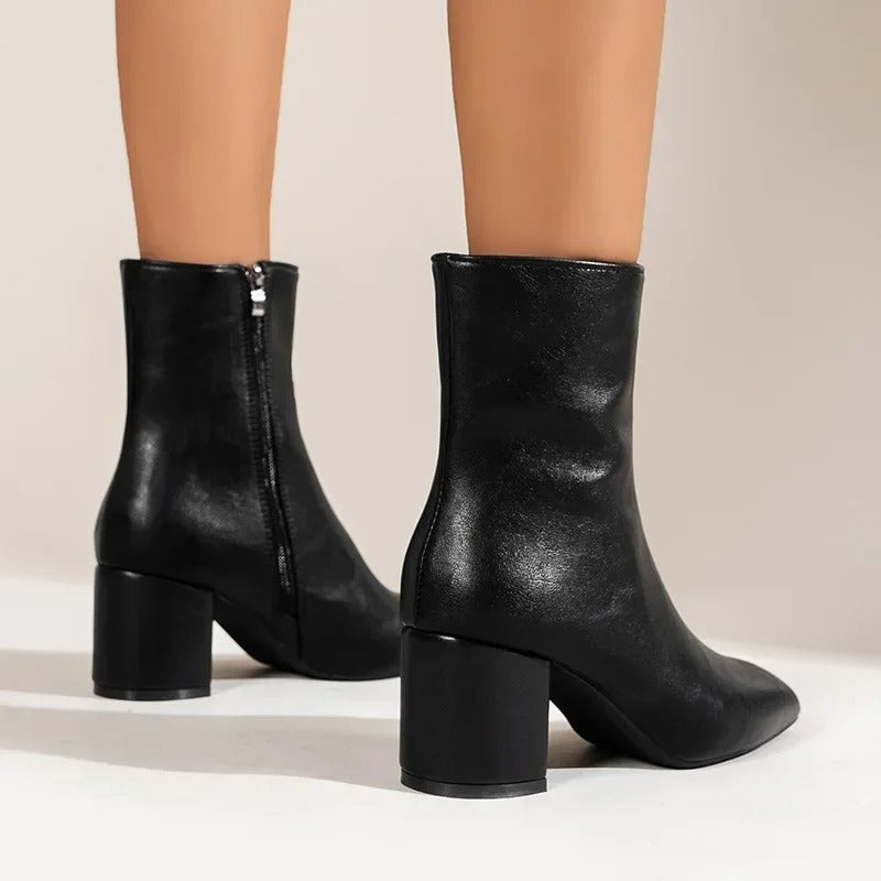 R&B | Elegante und Vielseitige Stiefeletten