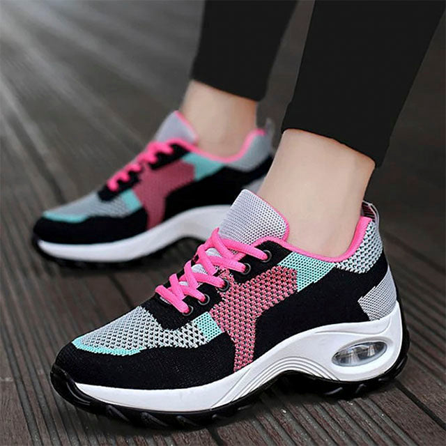 Atmungsaktive Farbblock-Sneaker R&B
