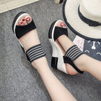Damen Wedge-Sandaletten mit elastischem Riemendesign und gepolsterter Innensohle R&B