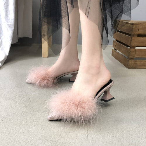 Damen elegante Mules mit glamourösem Flausche-Akzent R&B