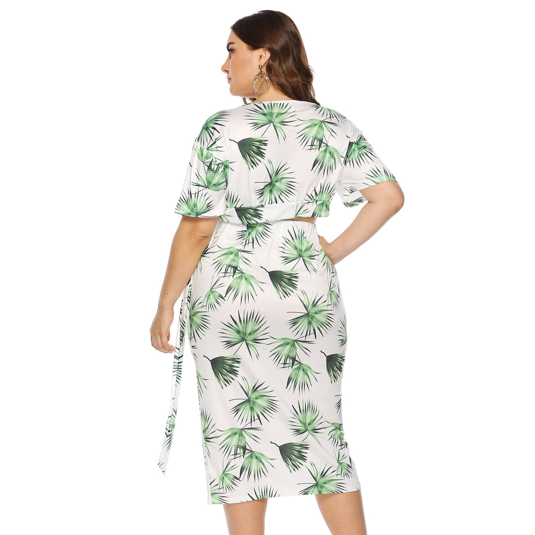 Damen elegantes Sommer-Outfit mit floralem Print und modischem Wickeldetail R&B