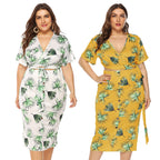 Damen elegantes Sommer-Outfit mit floralem Print und modischem Wickeldetail R&B