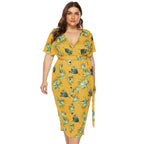 Damen elegantes Sommer-Outfit mit floralem Print und modischem Wickeldetail R&B