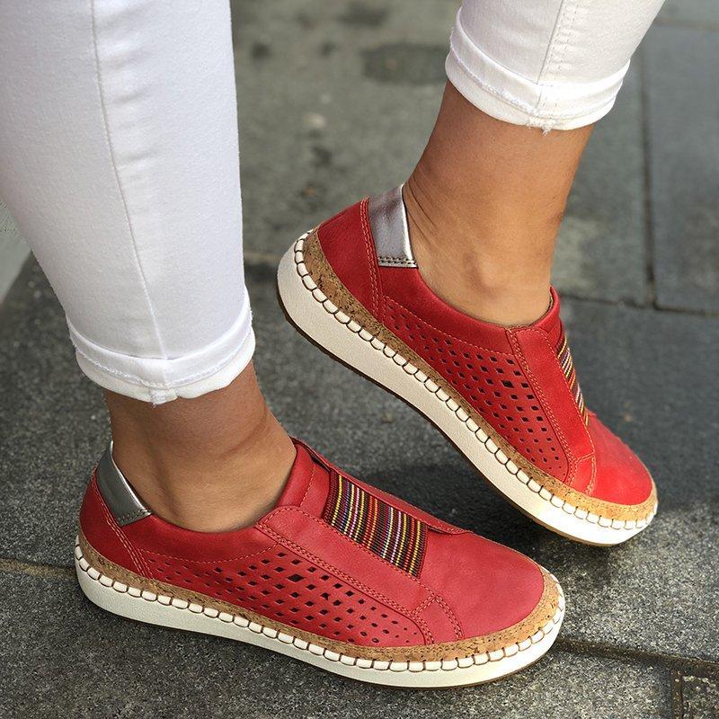 Damen Slip-On Sneaker mit atmungsaktiver Perforation und detailverliR&Btem Flair R&B