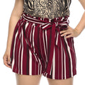 Damen elegant geschnittene gestreifte Shorts mit dekorativem Bindegürtel R&B