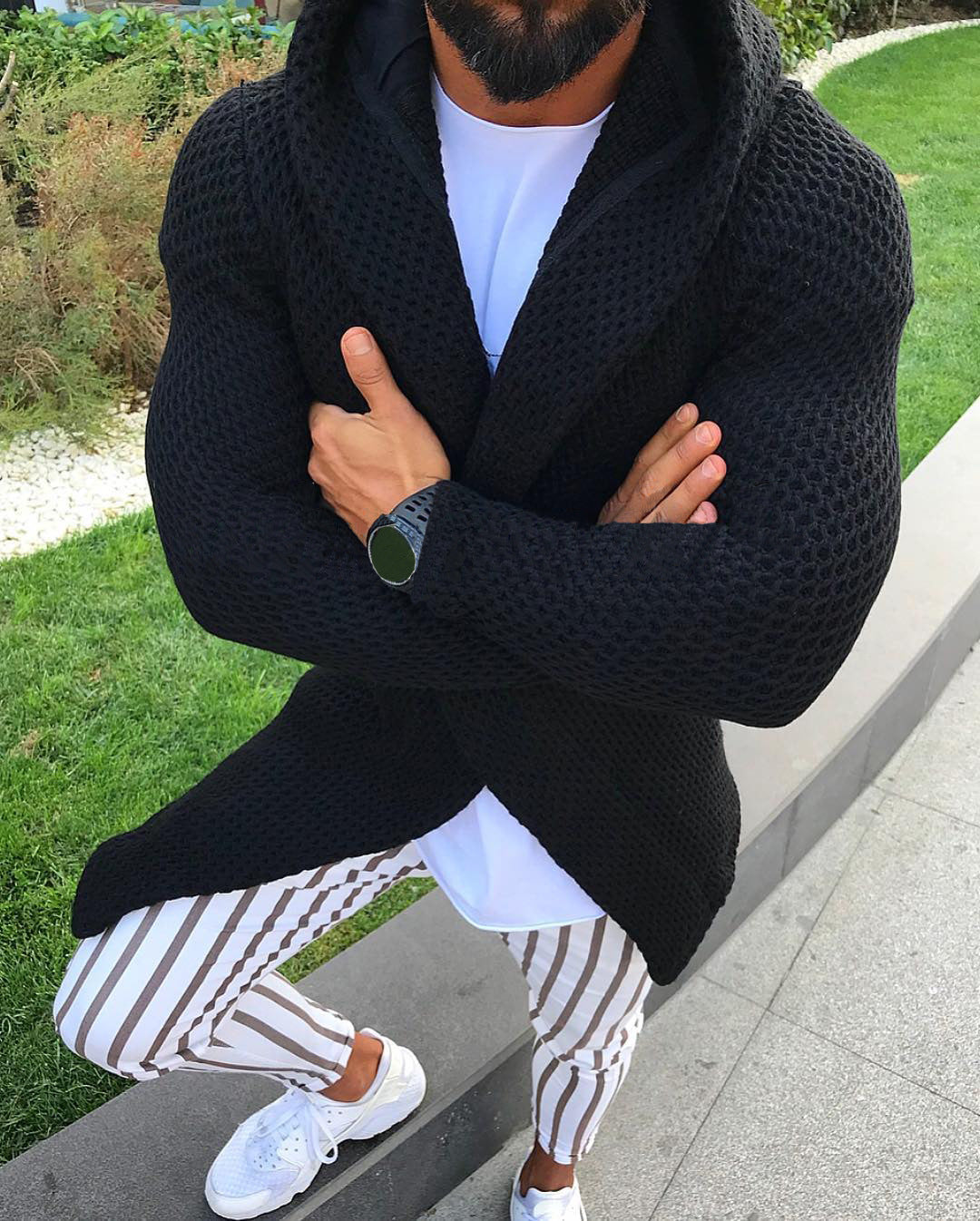 Herren lässiger Strickmantel mit strukturiertem Design und großzügigen Taschen R&B