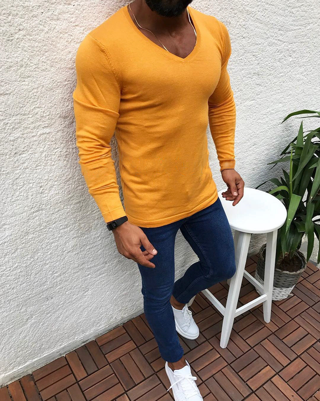 Herren figurbetontes Longsleeve aus Baumwolle mit V-Ausschnitt R&B