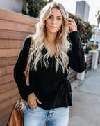 Damen Wickelpullover mit eleganten BindR&Bändern und lässigem V-Ausschnitt R&B