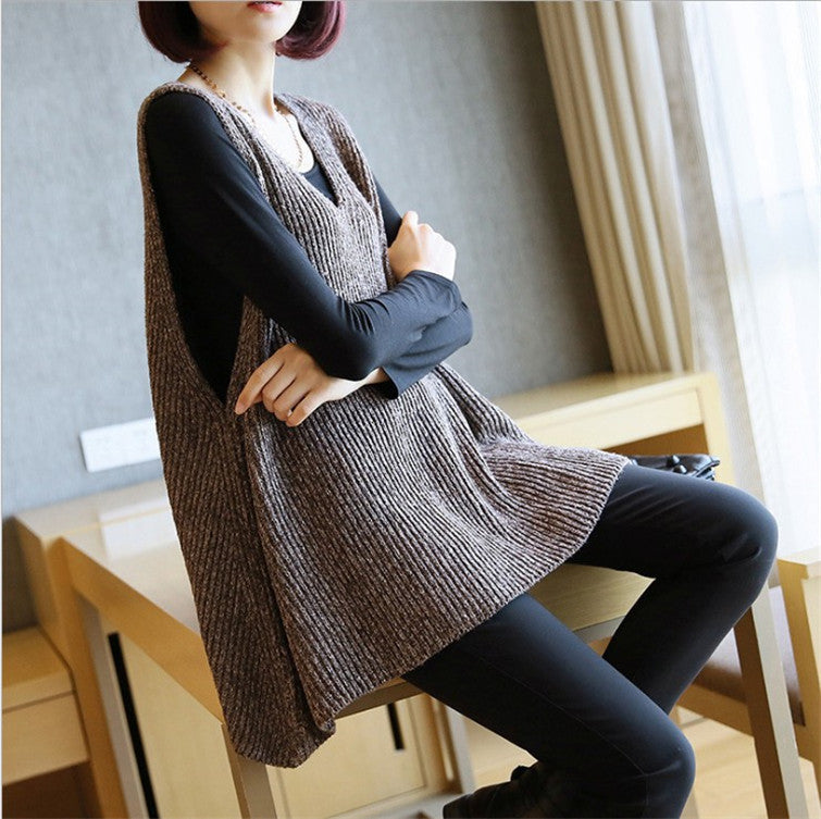 Damen Stricktop mit V-Ausschnitt und luftiger Silhouette R&B
